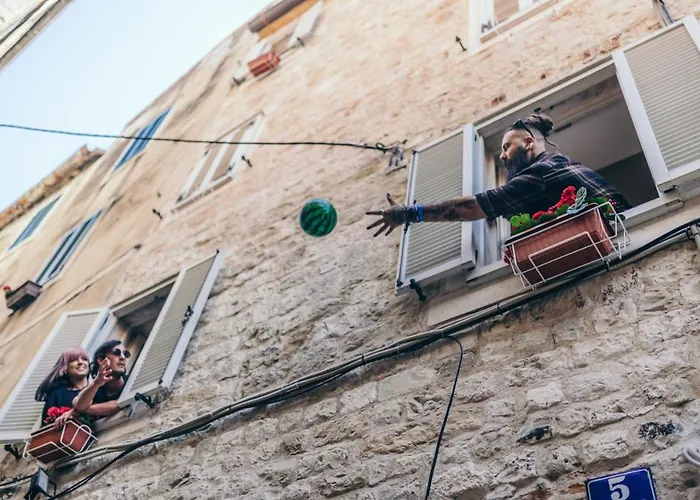 Fiesta Siesta Social Hostel